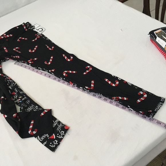 NWT Holiday 3 Pair Leggings & Llama Socks - Picture 5 of 11
